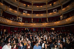 Public dans le théâtre de l'Odéon lors des Trophées de l'édition 2025