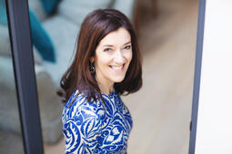 Victoria Hislop La mer immense Les Escales0.jpg