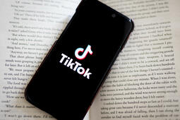 Le BookTok attire de nouveaux lecteurs